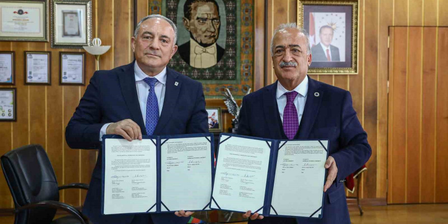 Atatürk Üniversitesi ile Azerbaycan Teknik Üniversitesi Arasında İş Birliği Protokolü İmzalandı