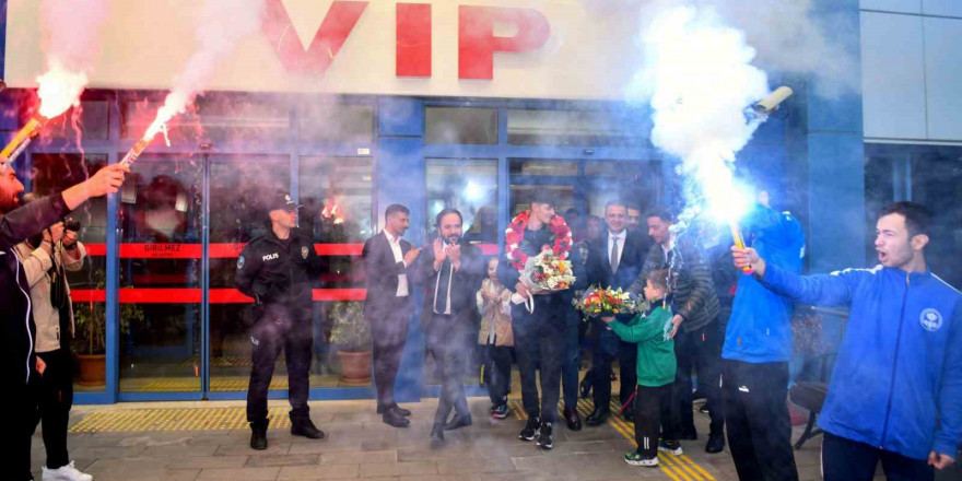 Avrupa şampiyonuna memleketi Trabzon’da coşkulu karşılama