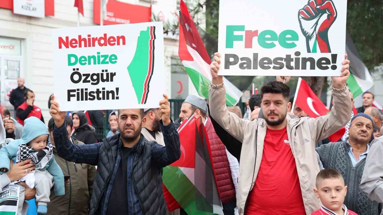 Gebze’de binlerce kişi Gazze için yürüdü
