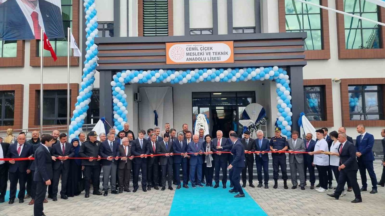 Boğazlıyan Cemil Çiçek Mesleki ve Teknik Anadolu Lisesi açıldı
