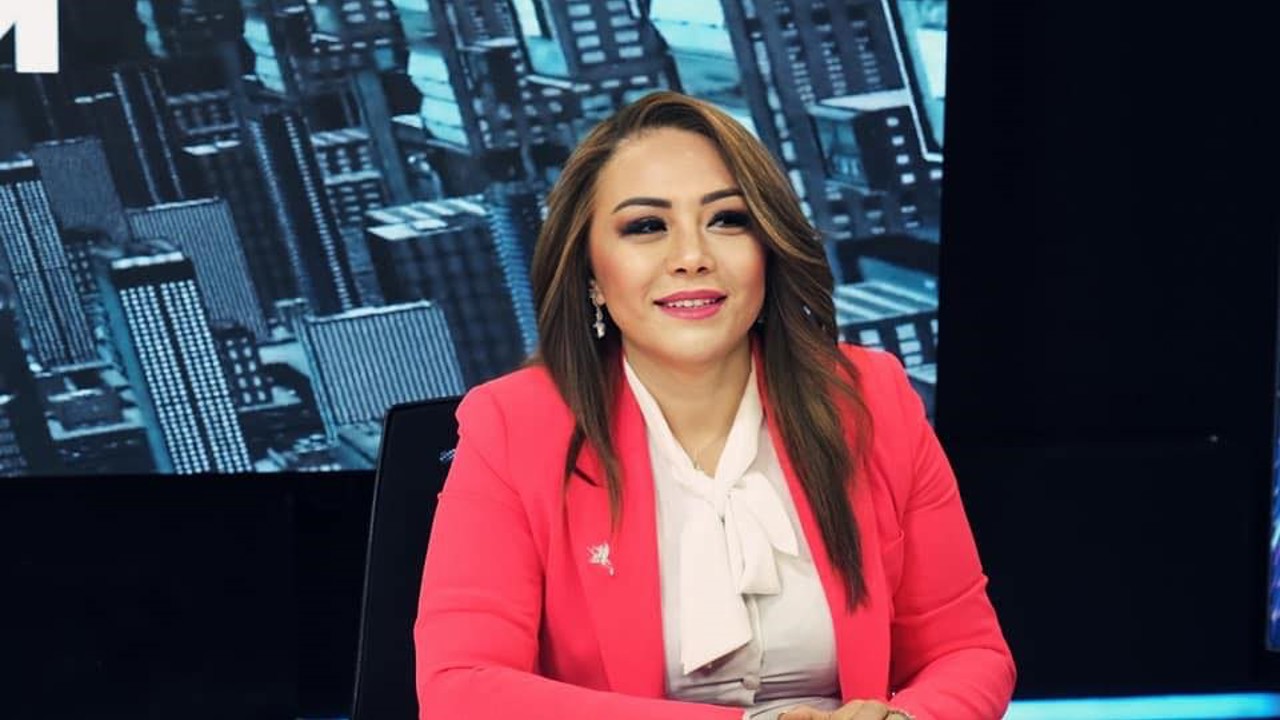 Prof. Dr. Aysun Bay:  "Çağımızın gençleri üç büyük tehdit altında; elektronik sigara, şeker ve stres"
