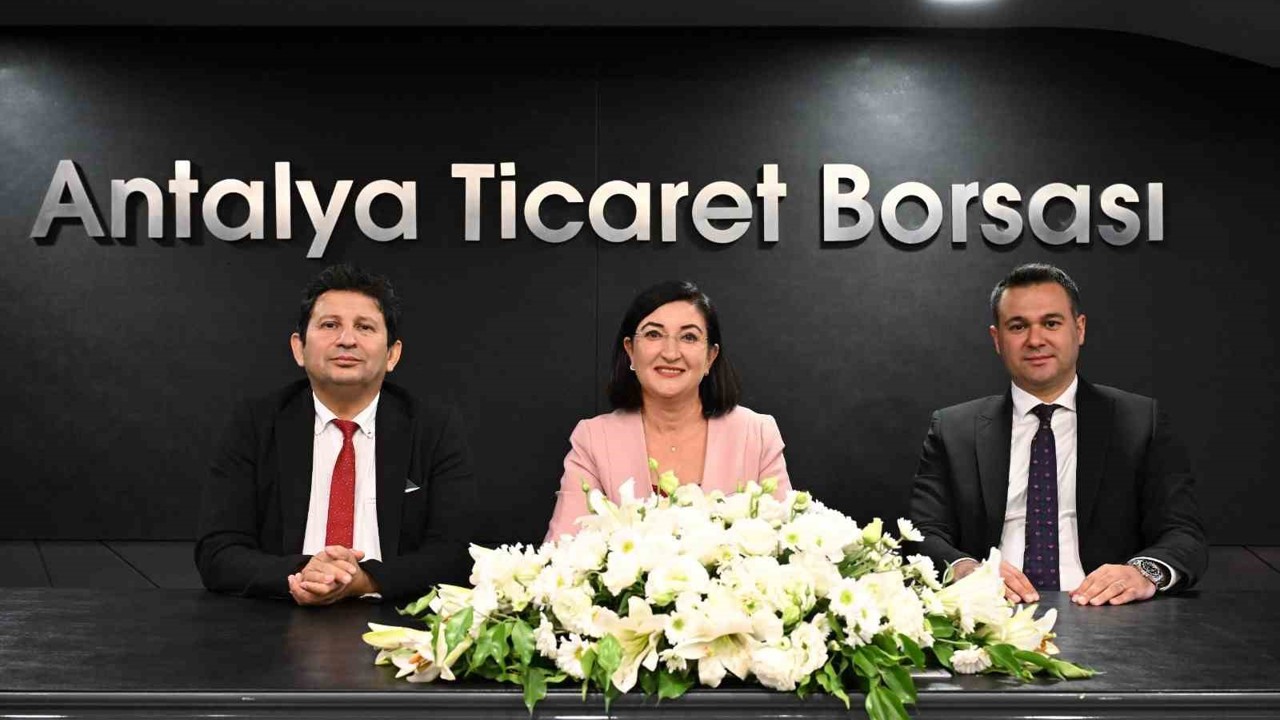 Antalya’da ’Tarım Gündem’ toplantısında israfa dikkat çekildi
