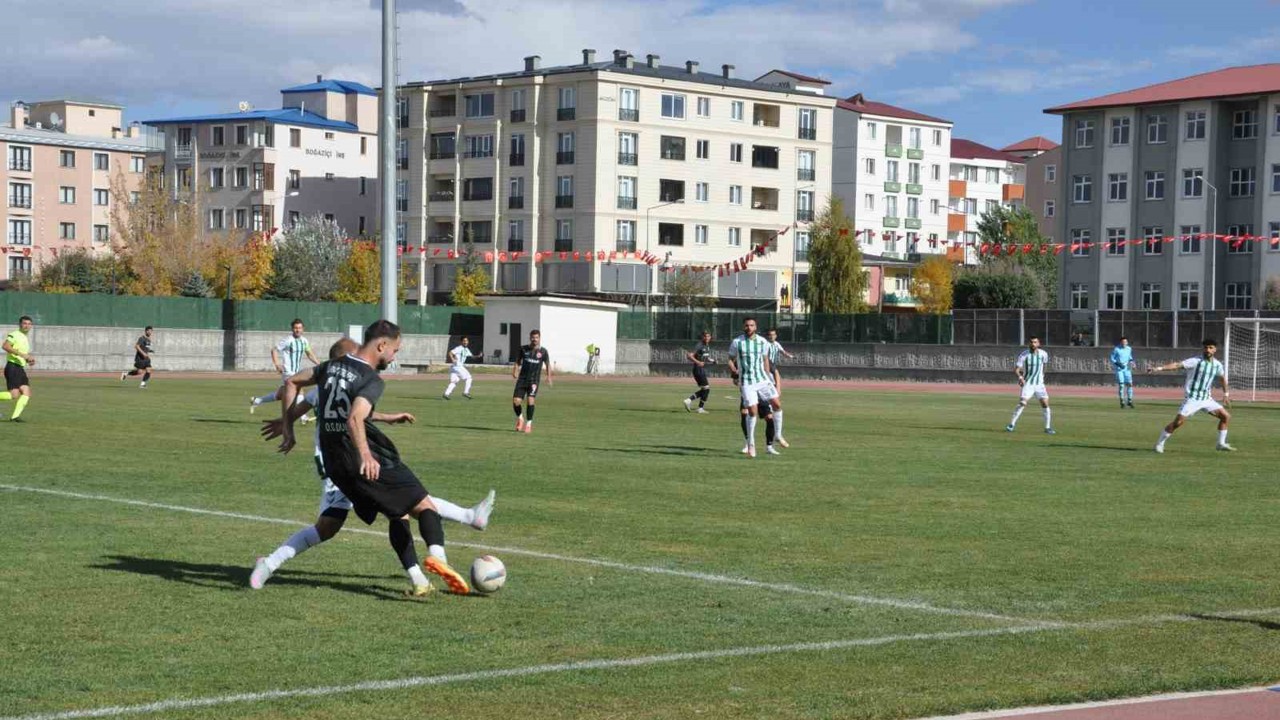 Kars 36 Spor: 4 Şırnak Petrol Spor: 1
