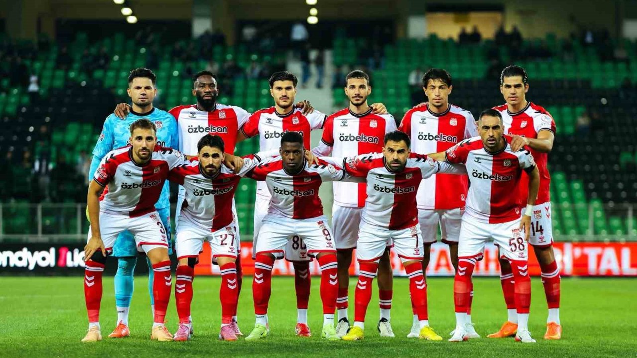 Sivasspor’dan Sakaryaspor maçında kural hatası iddiası
