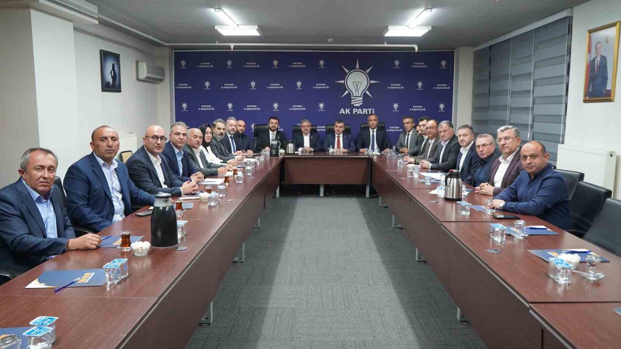 AK Parti Kayseri Teşkilatı’nda istişare ve dayanışma ruhu hakim
