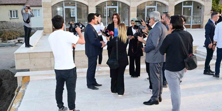 Basın mensuplarından Battalgazi Belediyesi’nin yatırımlarına övgü