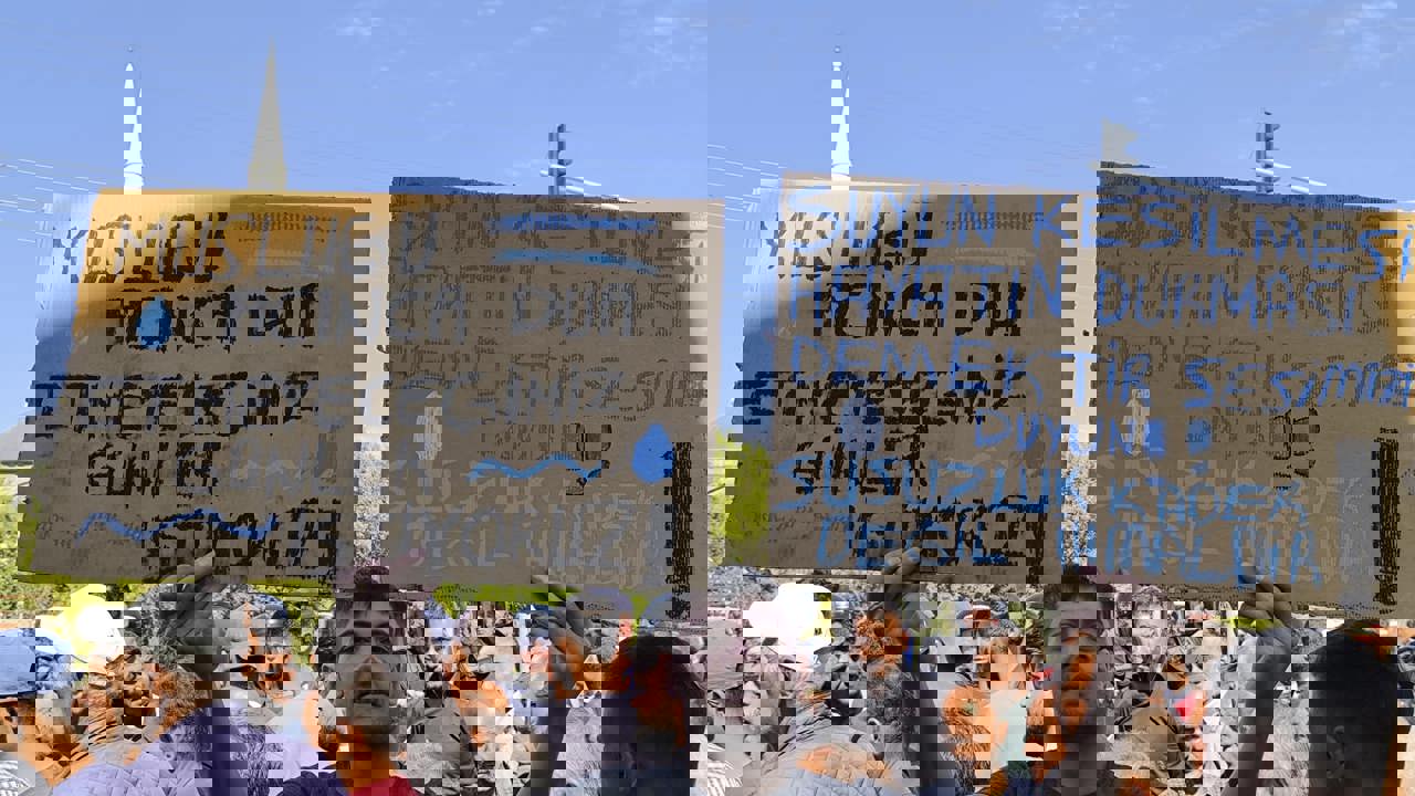 Su Sıkıntısı Erkeneklileri Sokağa Döktü