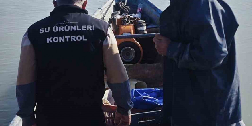 Beyşehir Gölü’nde yasa dışı av denetimleri sürüyor
