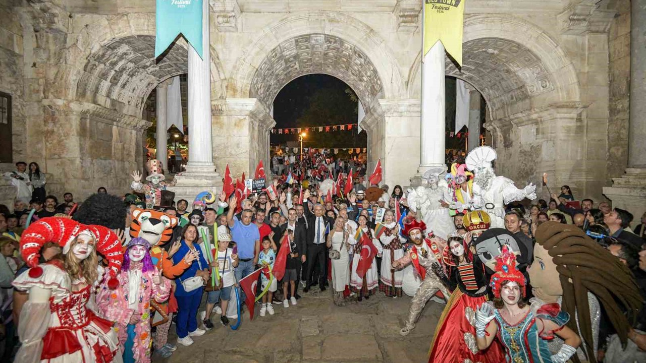 Kaleiçi dört gün boyunca sanat, müzik ve kültürle renklendi
