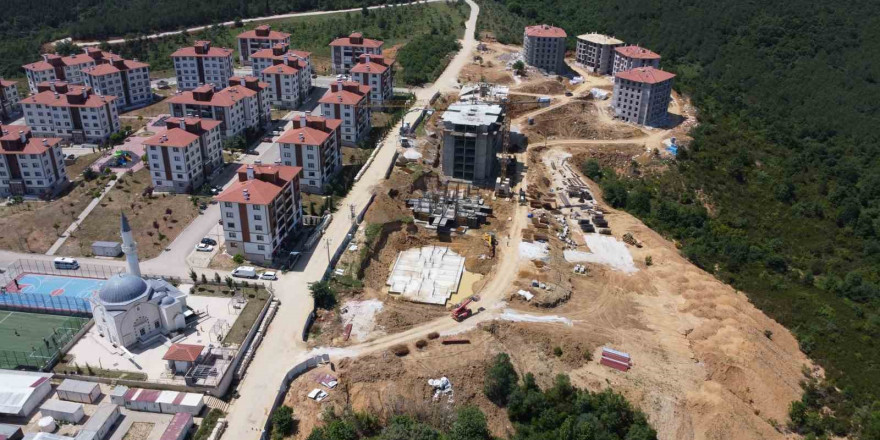 Bursa’da yeni TOKİ projesinde bloklar yükseliyor