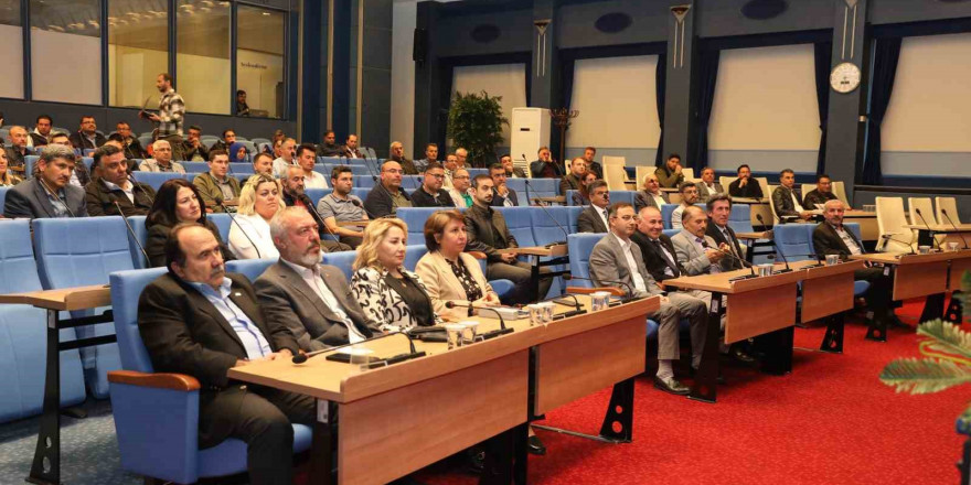 Büyükşehir’den 5 belediyenin personeline stratejik planlama eğitimi