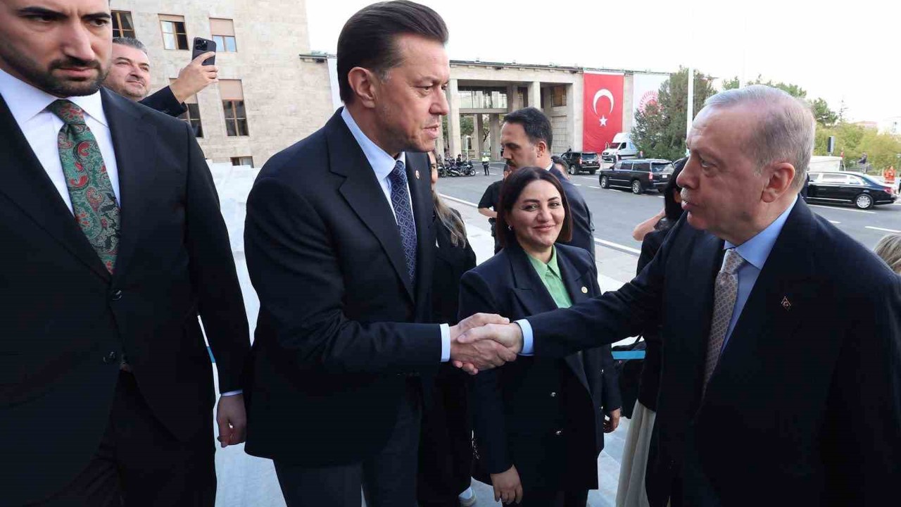 Milletvekili Hatipoğlu, 8. Dönem 4. Yasama Yılı’nın ilk genel kurul toplantısına katıldı
