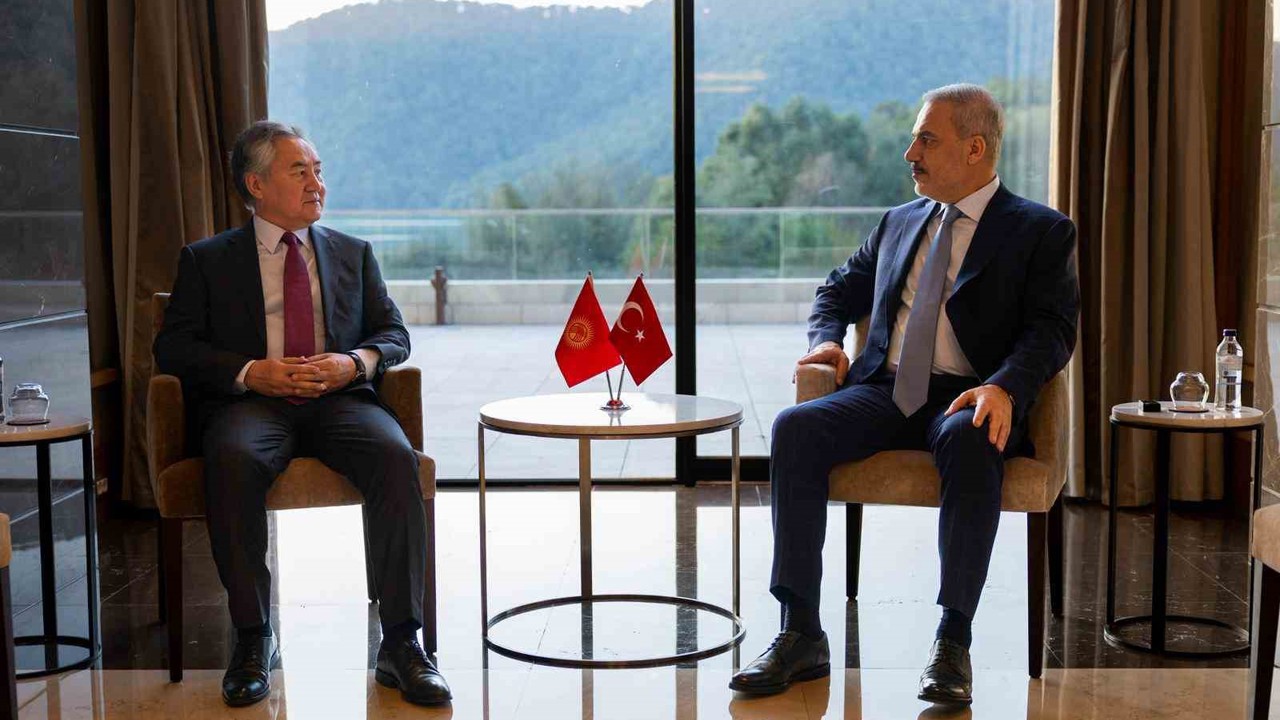 Dışişleri Bakanı Fidan Azerbaycan’da
