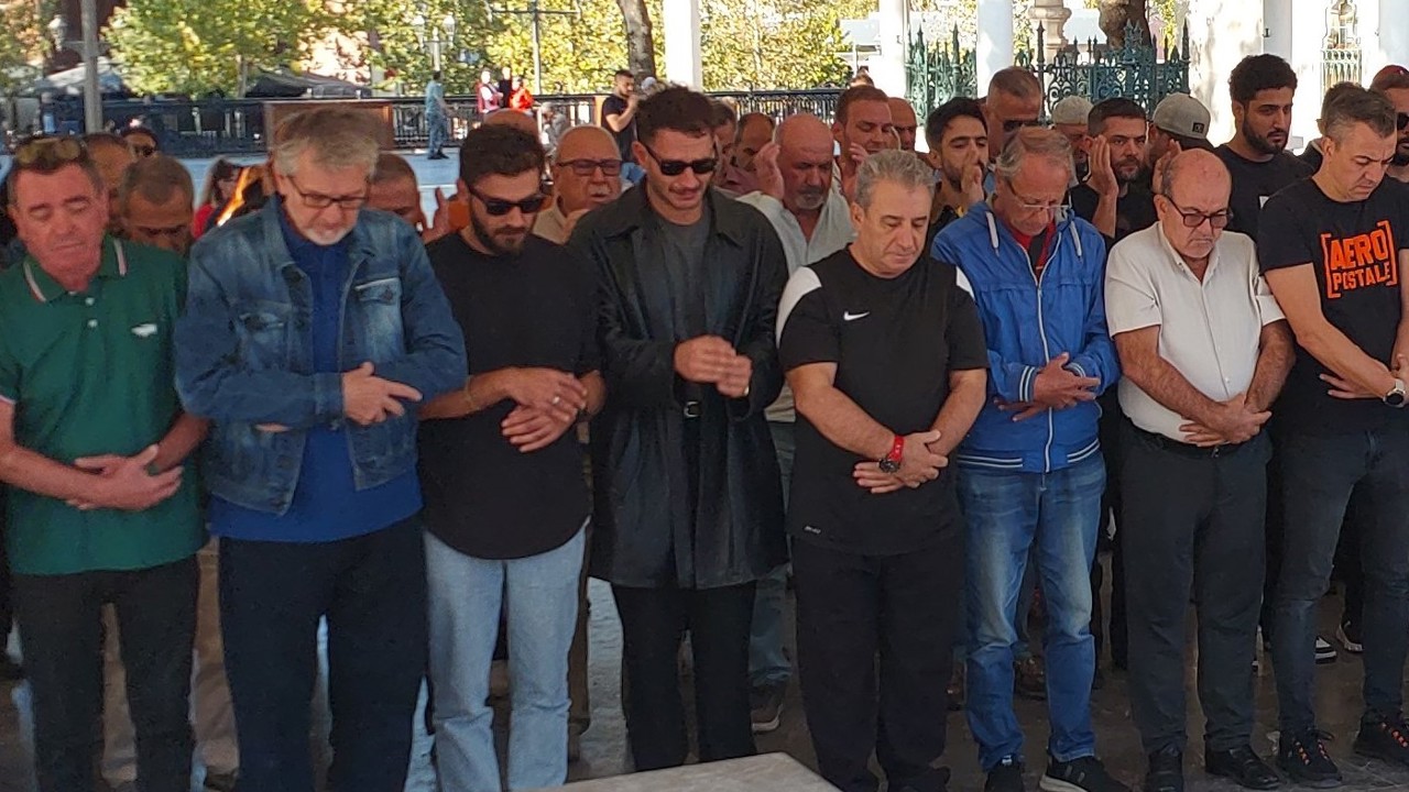 Oyuncu Uraz Kaygılaroğlu’nun acı günü
