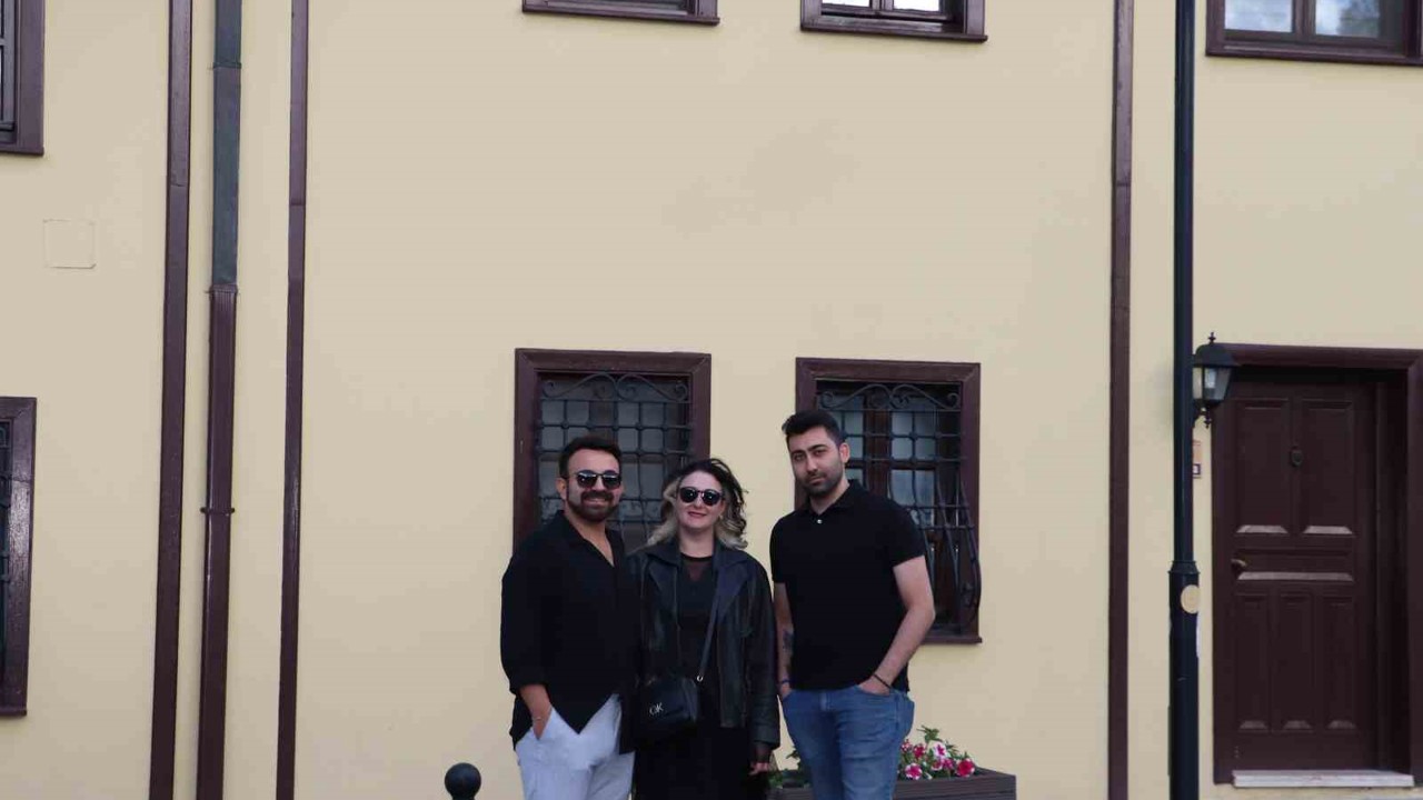 Eskişehir’e gelen turistler şehre hayran kalıyor
