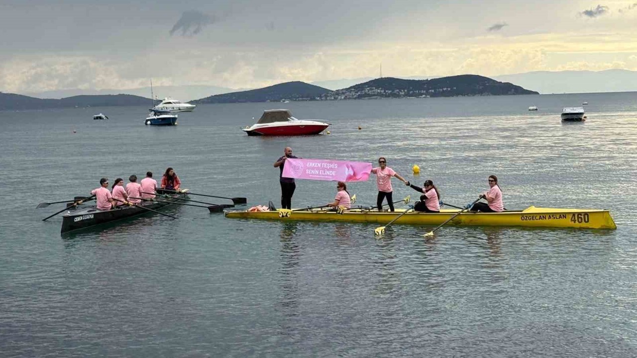 Meme kanserine dikkat çekmek için kürek çektiler
