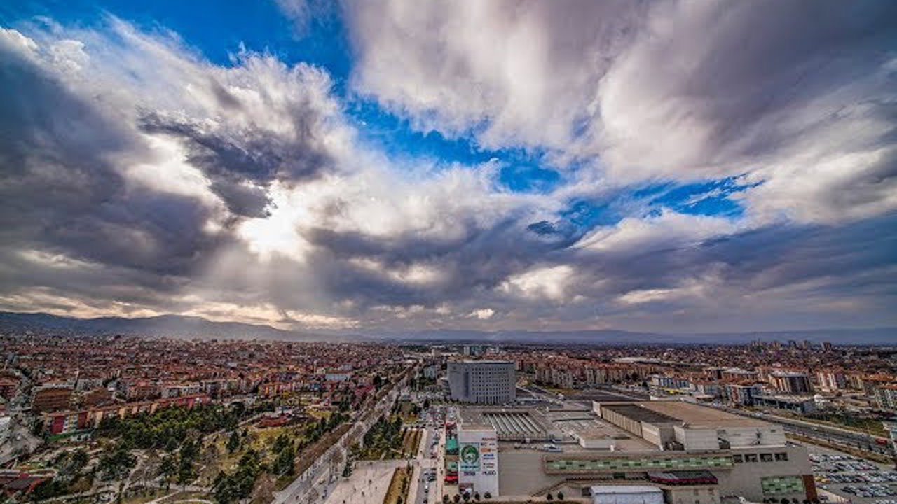 Malatya’da Kuvvetli Rüzgar Ve Fırtına Alarmı