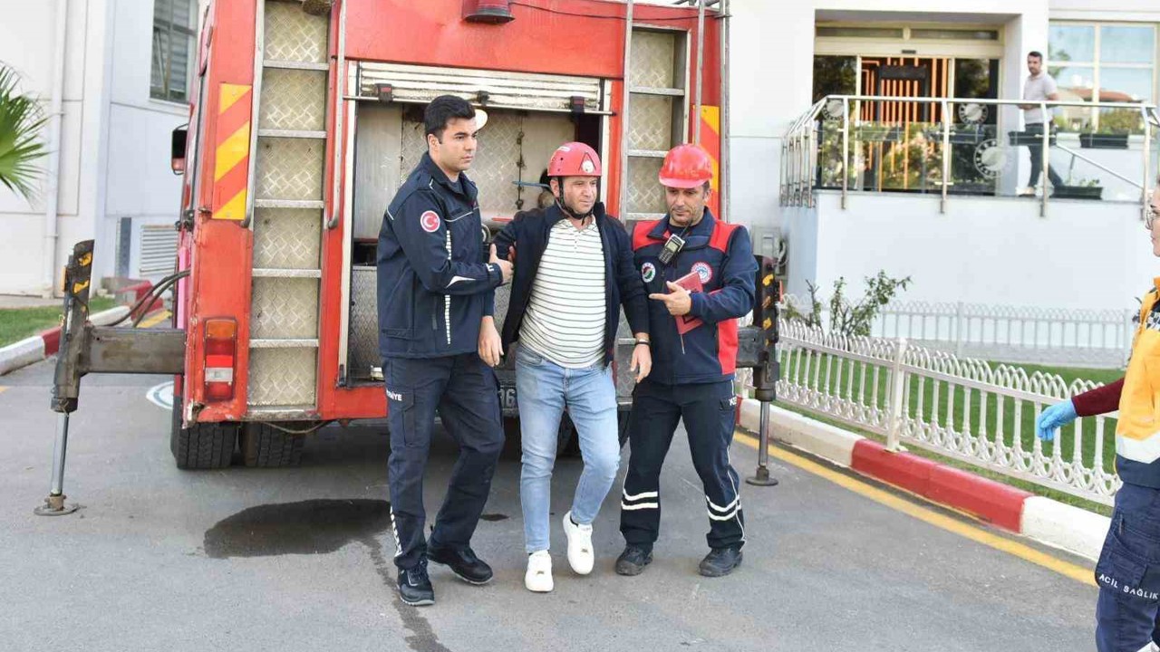 Kepez Belediyesi’nden gerçeğini aratmayan deprem tatbikatı
