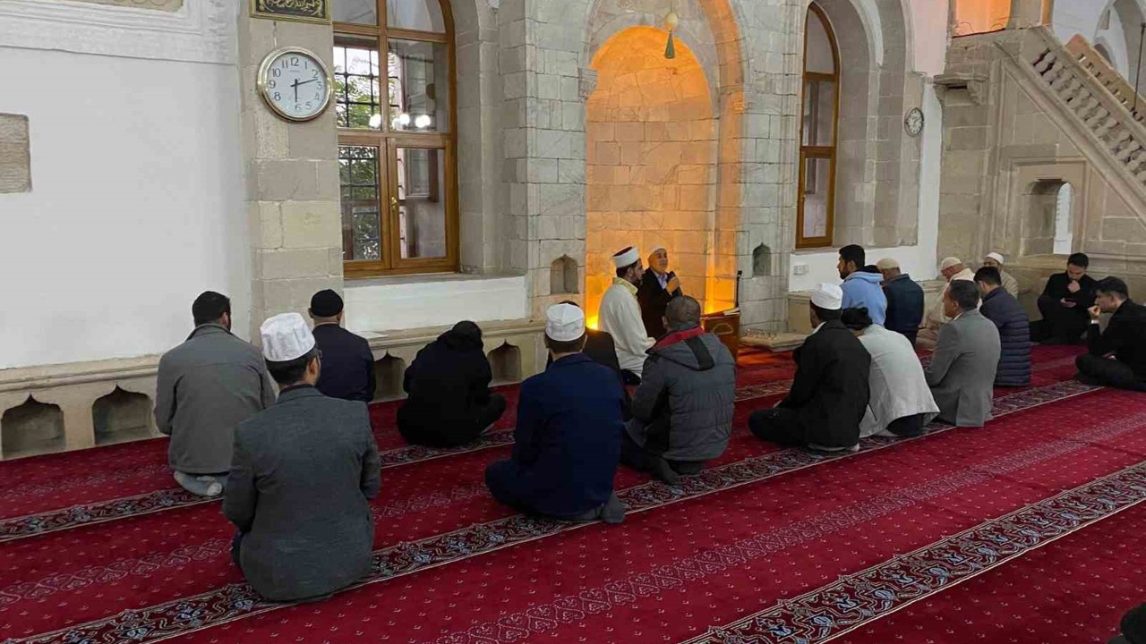 Elazığ’da sabah namazı buluşmaları

