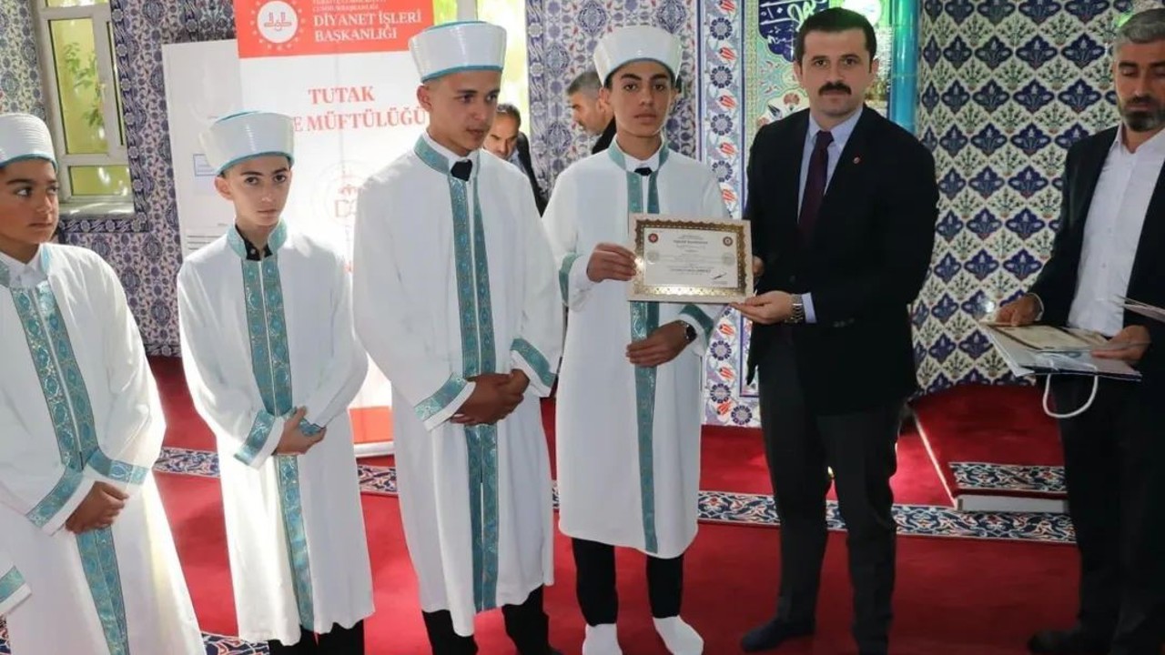 Tutak’ta hafızlar icazet programında buluştu
