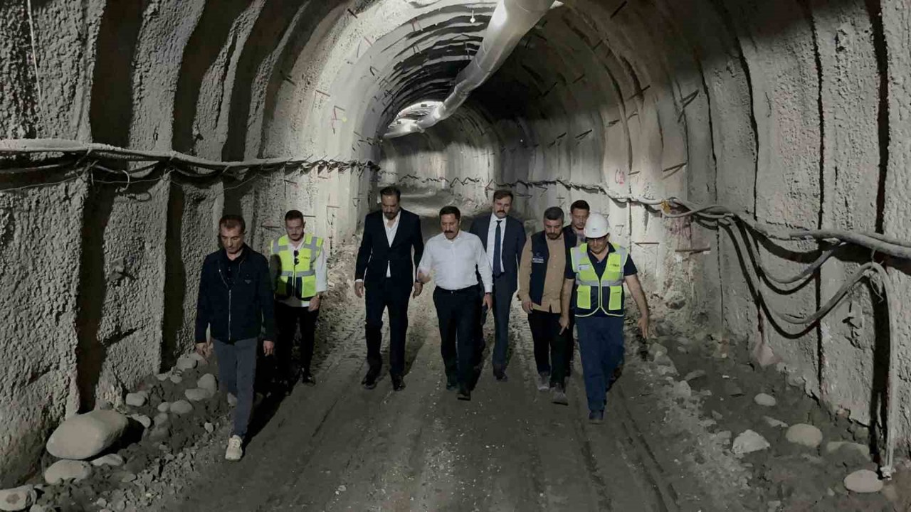 11 bin 200 metre uzunluğa ve 20 metre derinliğe sahip atık su tüneli Türkiye’nin en büyüğü olacak
