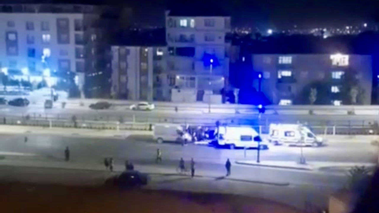 Güney Kuşak Yolunda Dört Araç Birbirine Girdi: 2 Yaralı