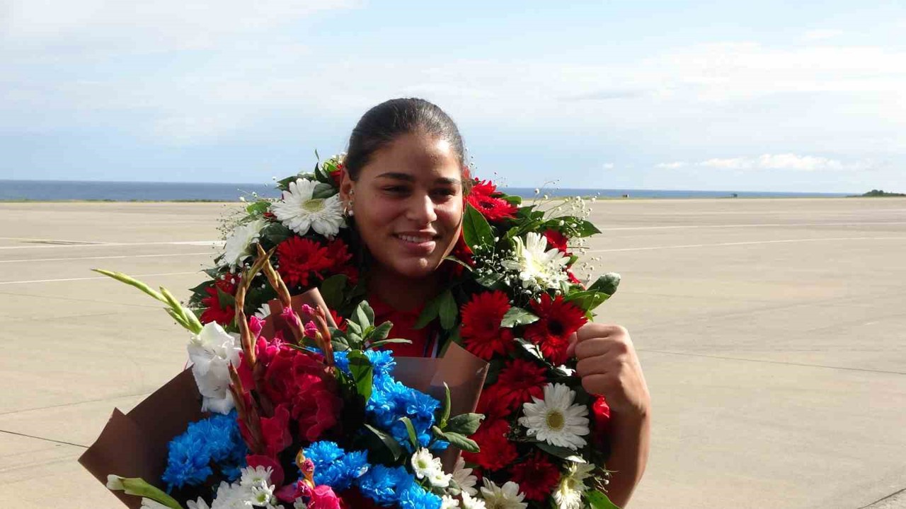 Avrupa şampiyonu Havvanur Kethüda, memleketi Trabzon’da karşılandı
