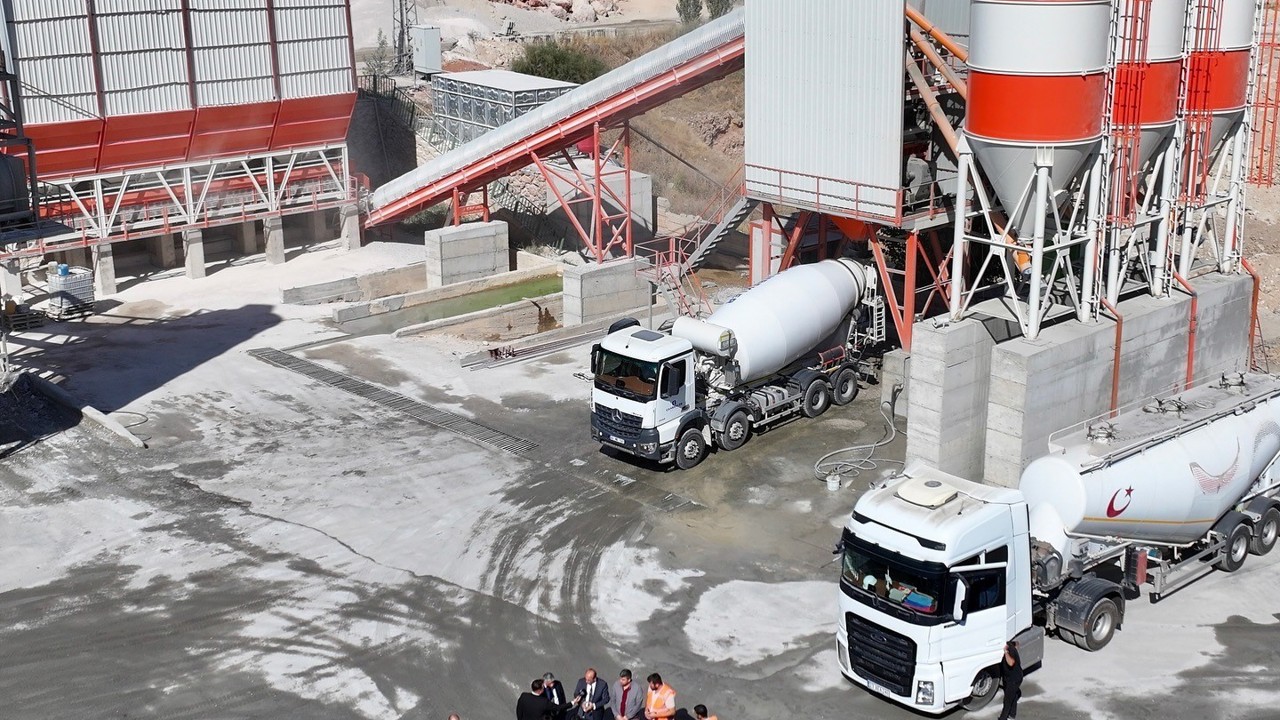 Yeşilyurt’ta beton üretim kapasitesi ikiye katlandı
