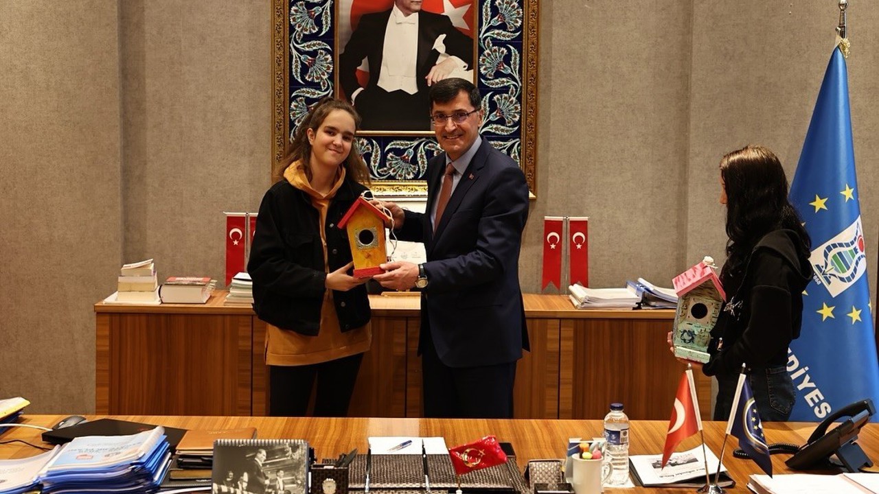 Başkan Kahveci, özel eğitim öğrencilerini ağırladı
