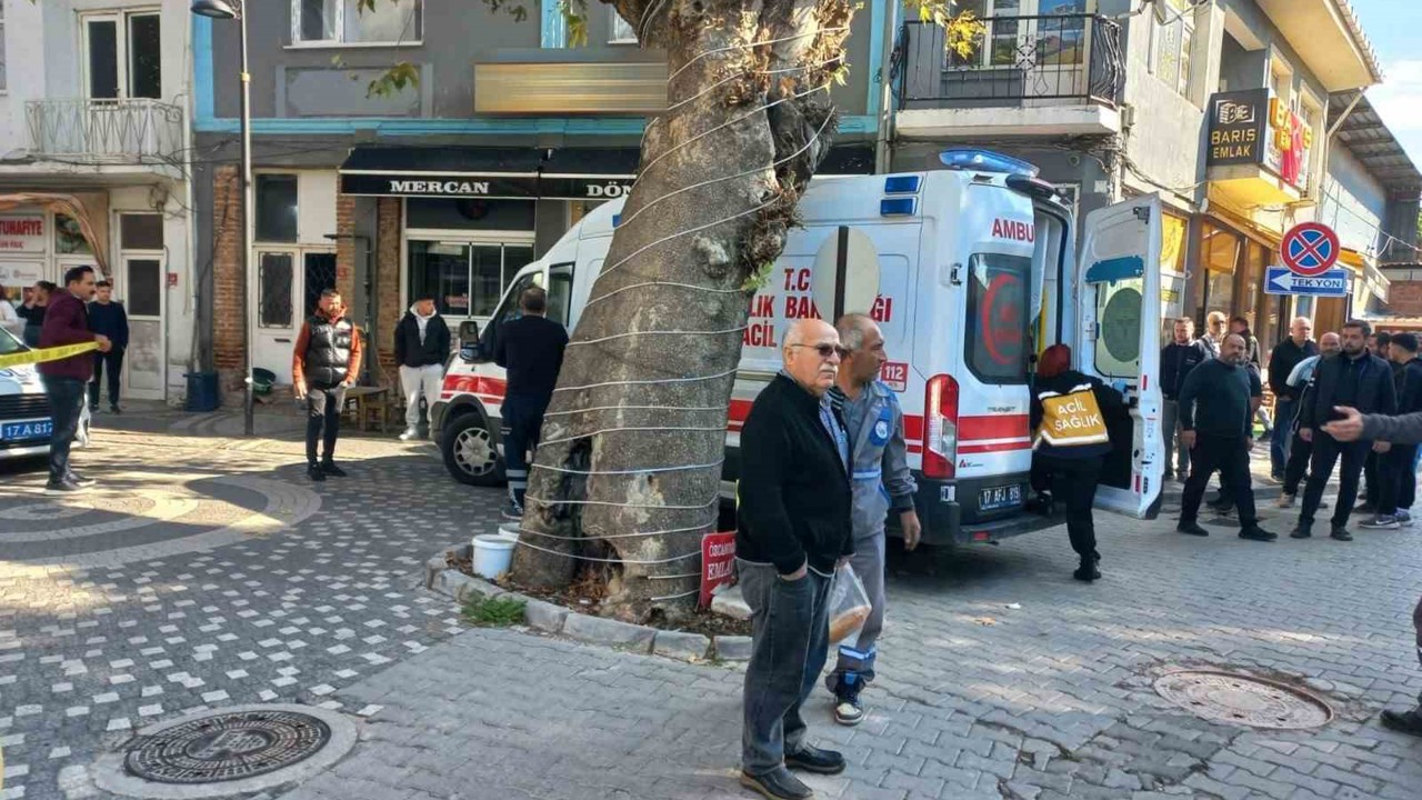 Eşini iş yerinde tüfekle vurarak öldürdü
