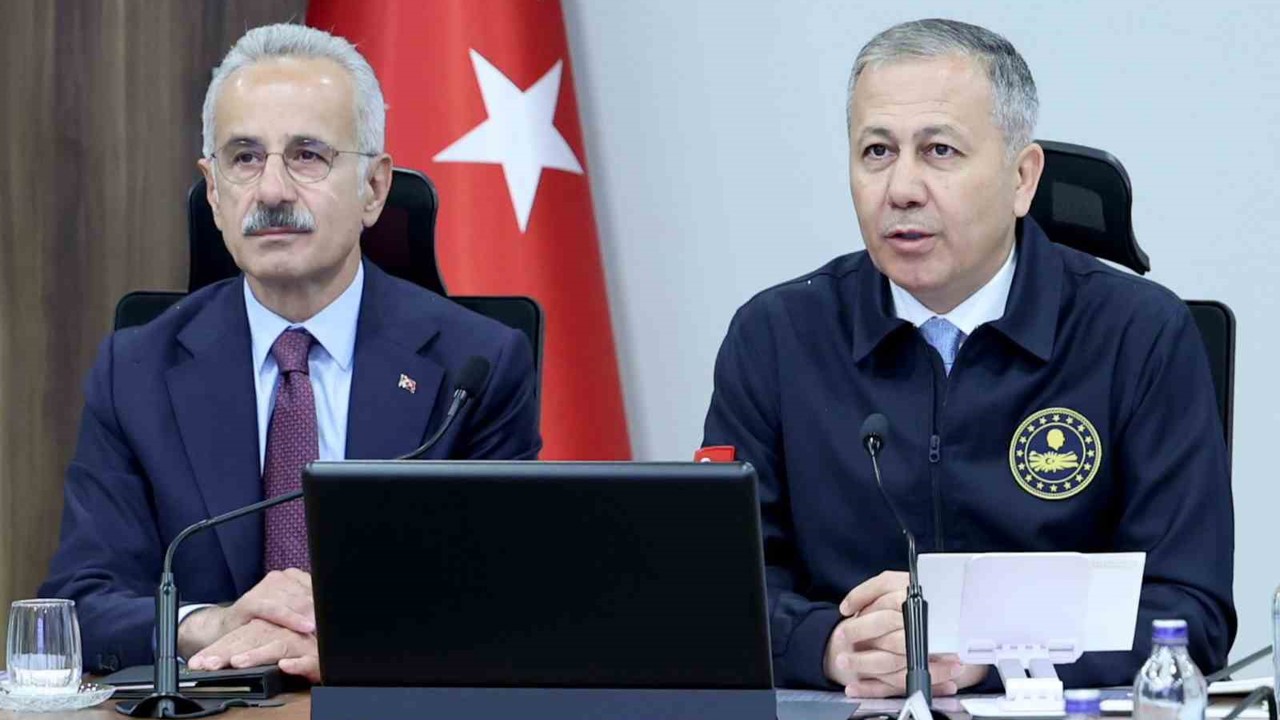 İki bakanlık trafikte anlaşılır ve etkin bir işaretleme sistemi için iş birliği protokolü imzaladı
