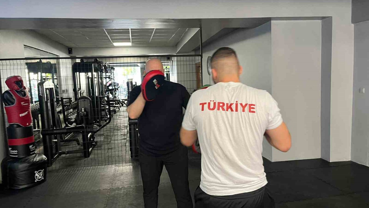Başarılı sporcu İbrahim Pusat Baş, gözünü Avrupa şampiyonasına dikti
