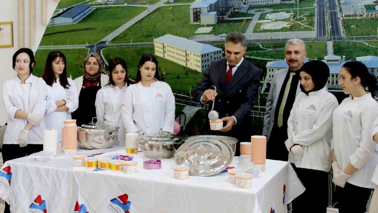 Ağrı’da öğrenciler yöresel lezzet "Gırar" çorbasını deneyimledi
