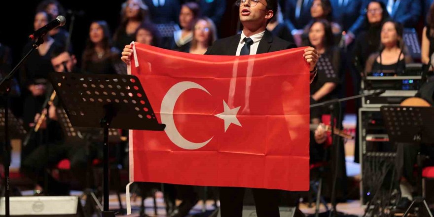 Denizli’de 100. yıla özel Ata’nın sevdiği türküler seslendirildi