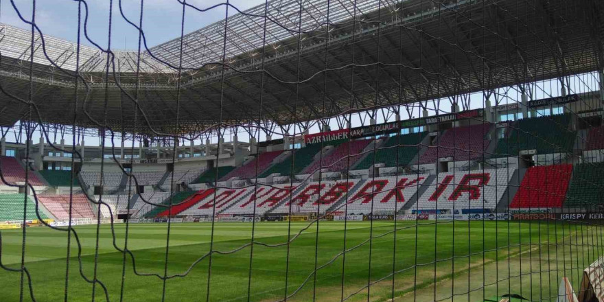 Diyarbakır stadyumunda şampiyonluk maçı hazırlıkları tamamlandı