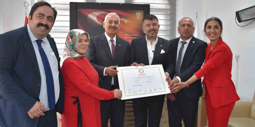 Doğanşehir Belediyesi’nde devir teslim töreni