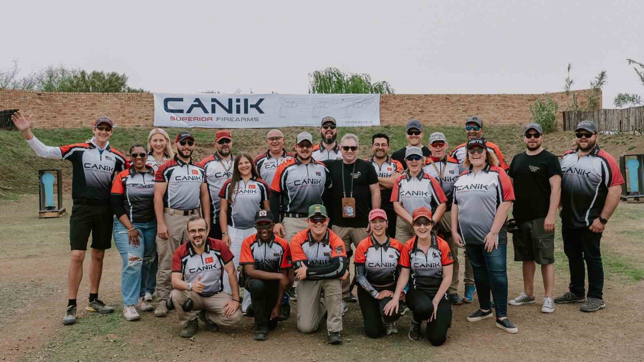 CANiK atıcılık takımı "olimpiyattan" ödüllerle döndü
