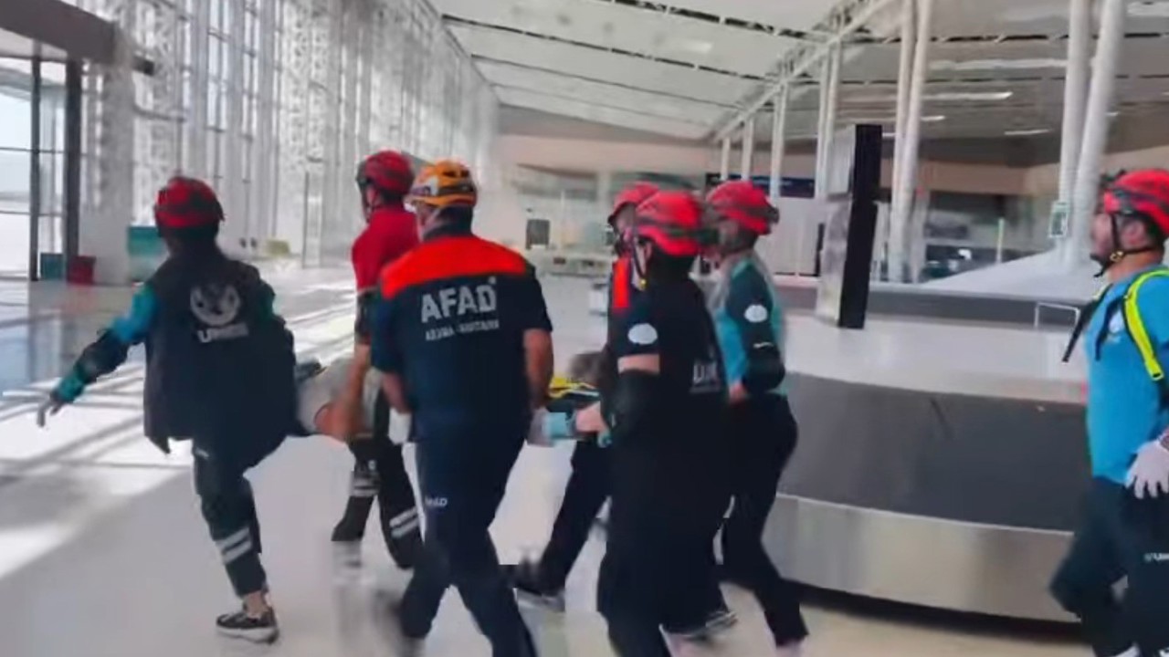 Elazığ Havalimanı’nda deprem tatbikatı
