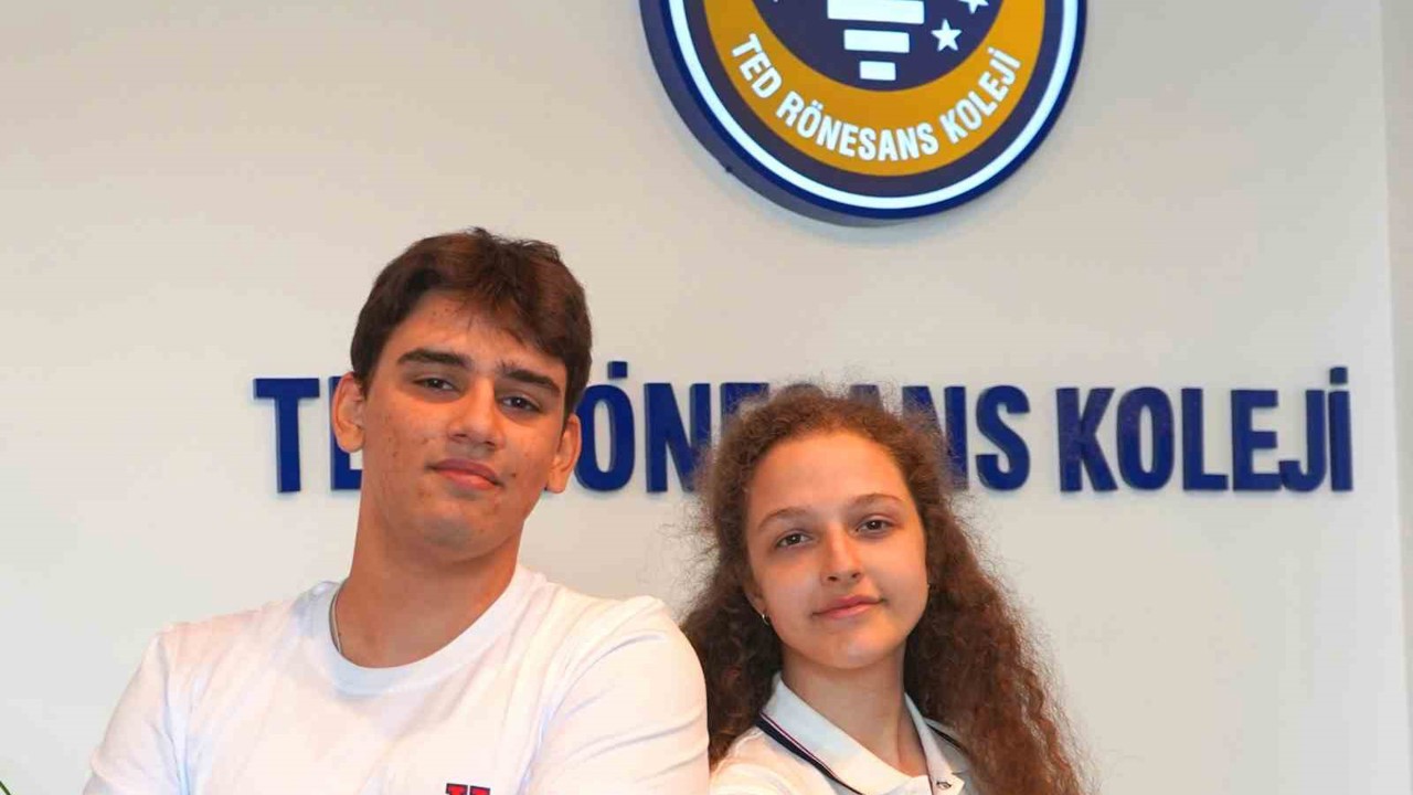 Lise öğrencisi Eda Eliz Ilgaz, Uluslararası Astronomi ve Astrofizik Yarışması Türkiye Şampiyonu oldu
