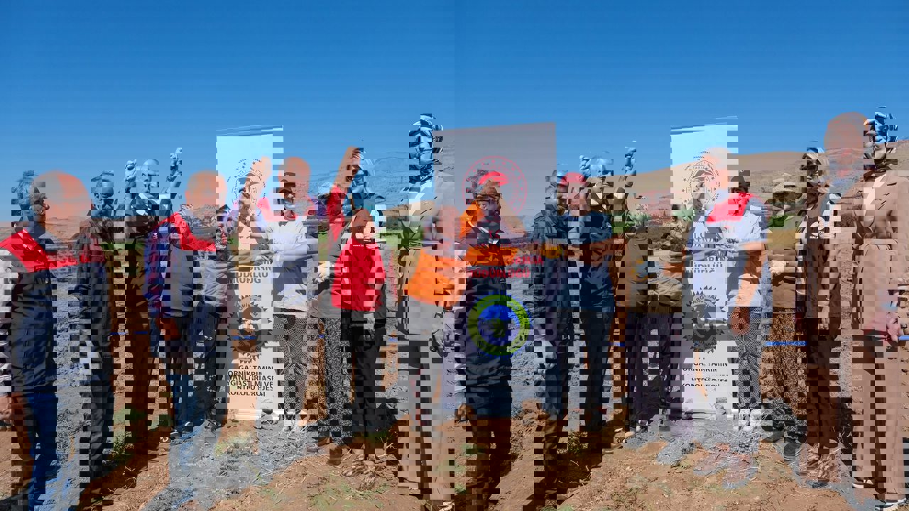 Öğretmenliği bırakıp köyünde organik üretime başladı