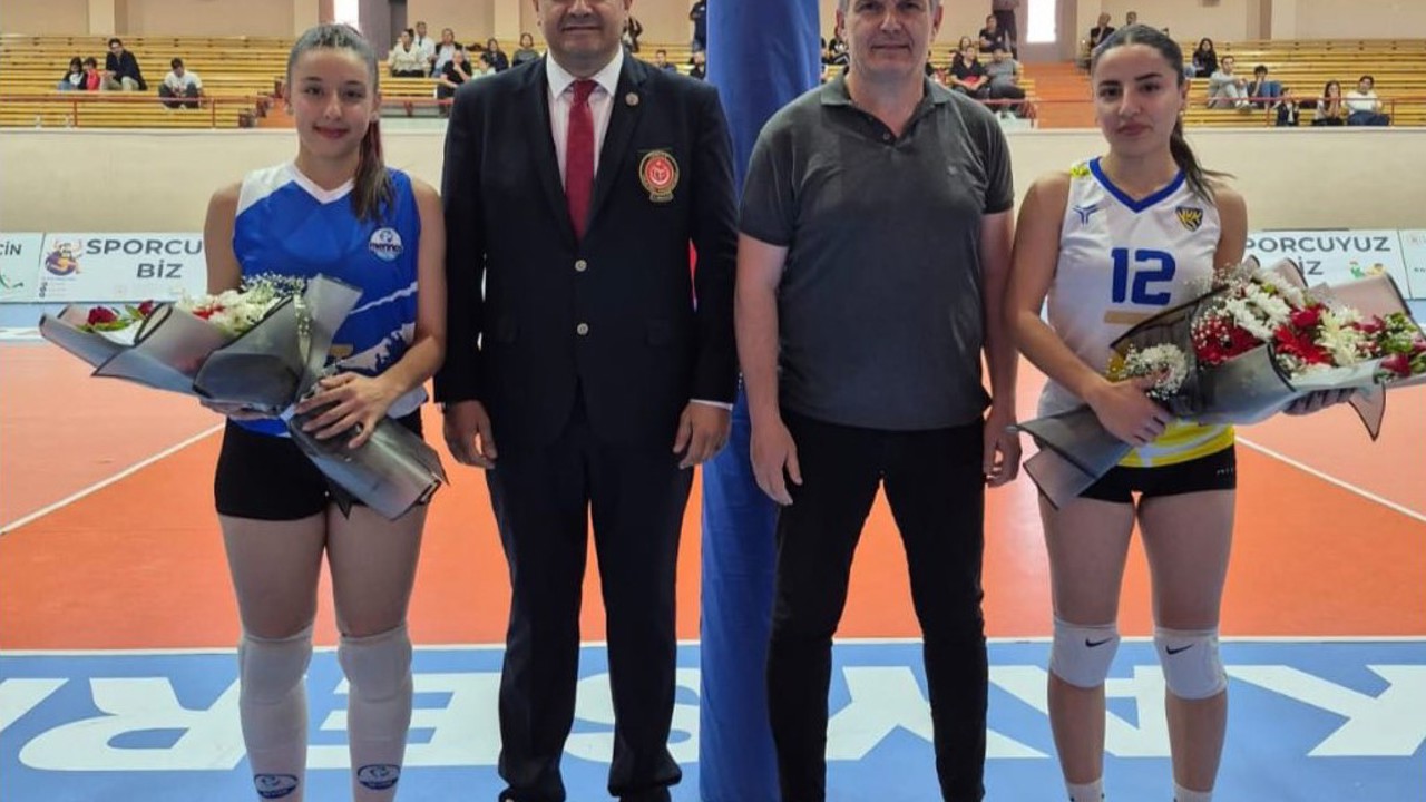 KVK ilk hafta evinde kazandı

