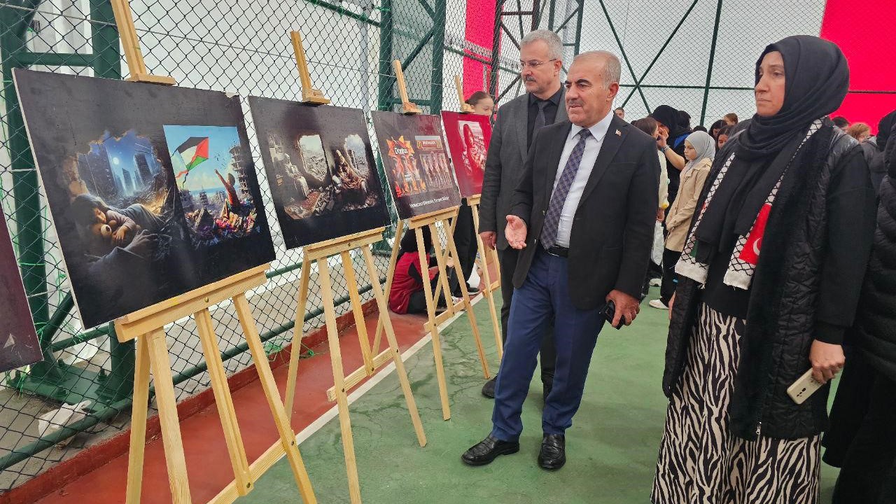 Balıkesirli öğrencilerden Filistin ve Gazze’ye destek

