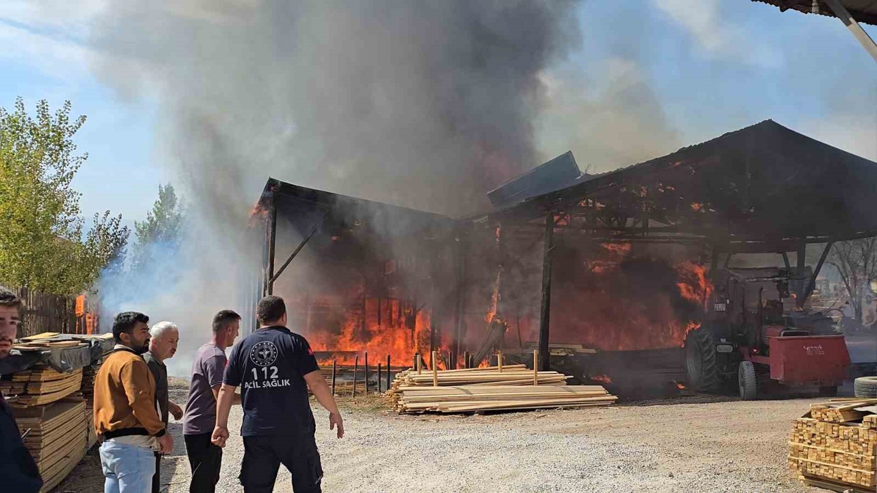 Safranbolu’da kereste fabrikasında yangın
