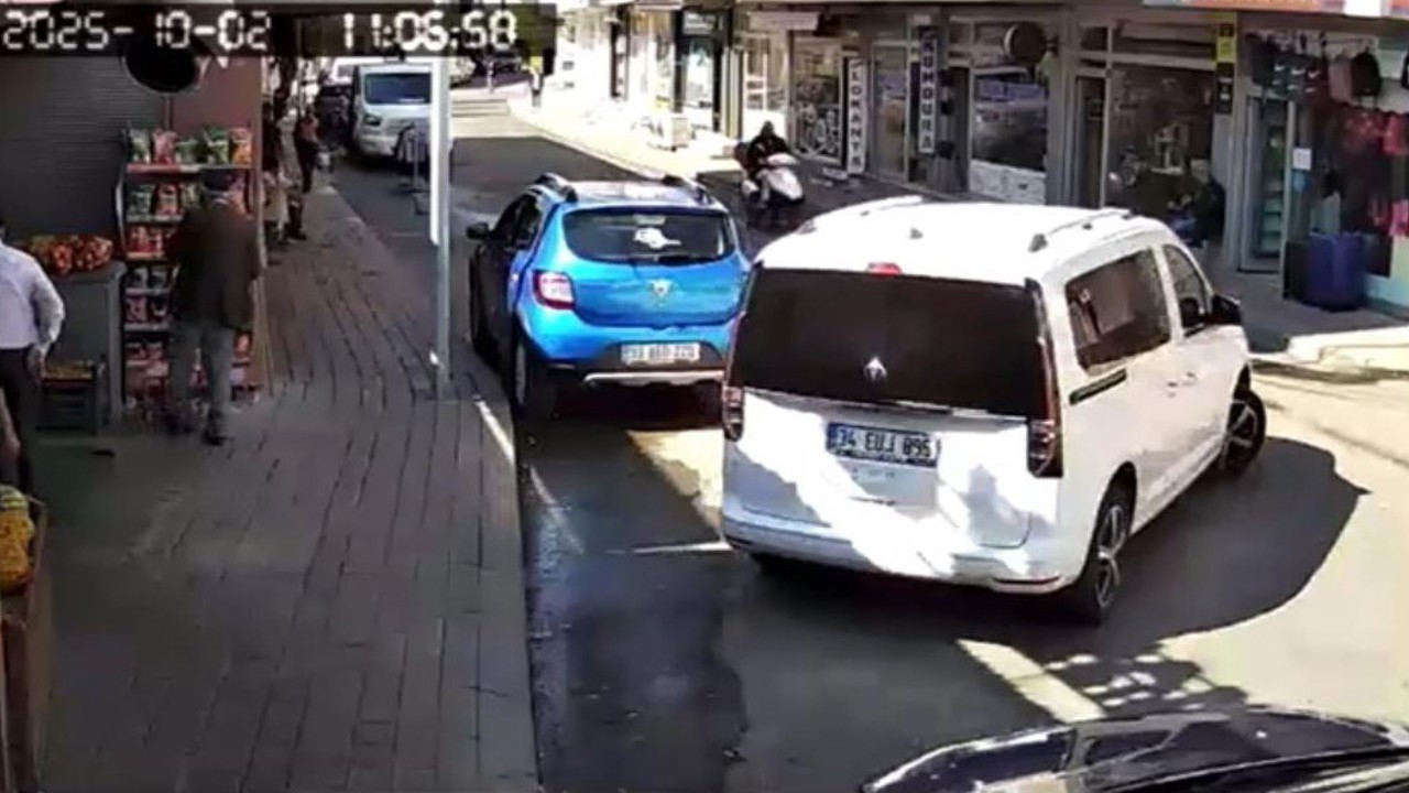 Bingöl’de motosiklet kazası kameraya yansıdı
