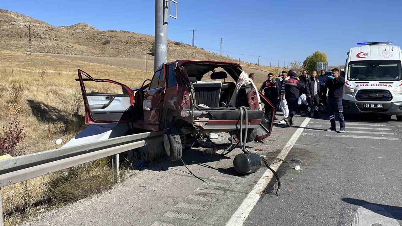 LPG tankının yerinden çıktığı kazada 10 kişi yaralandı
