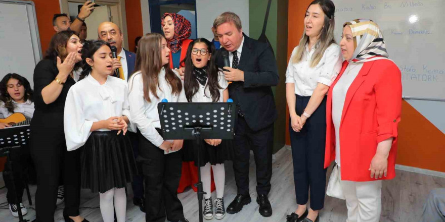 Erzincan’da okullarda kurulan müzik atölyelerinde geleceğin sanatçıları yetişecek