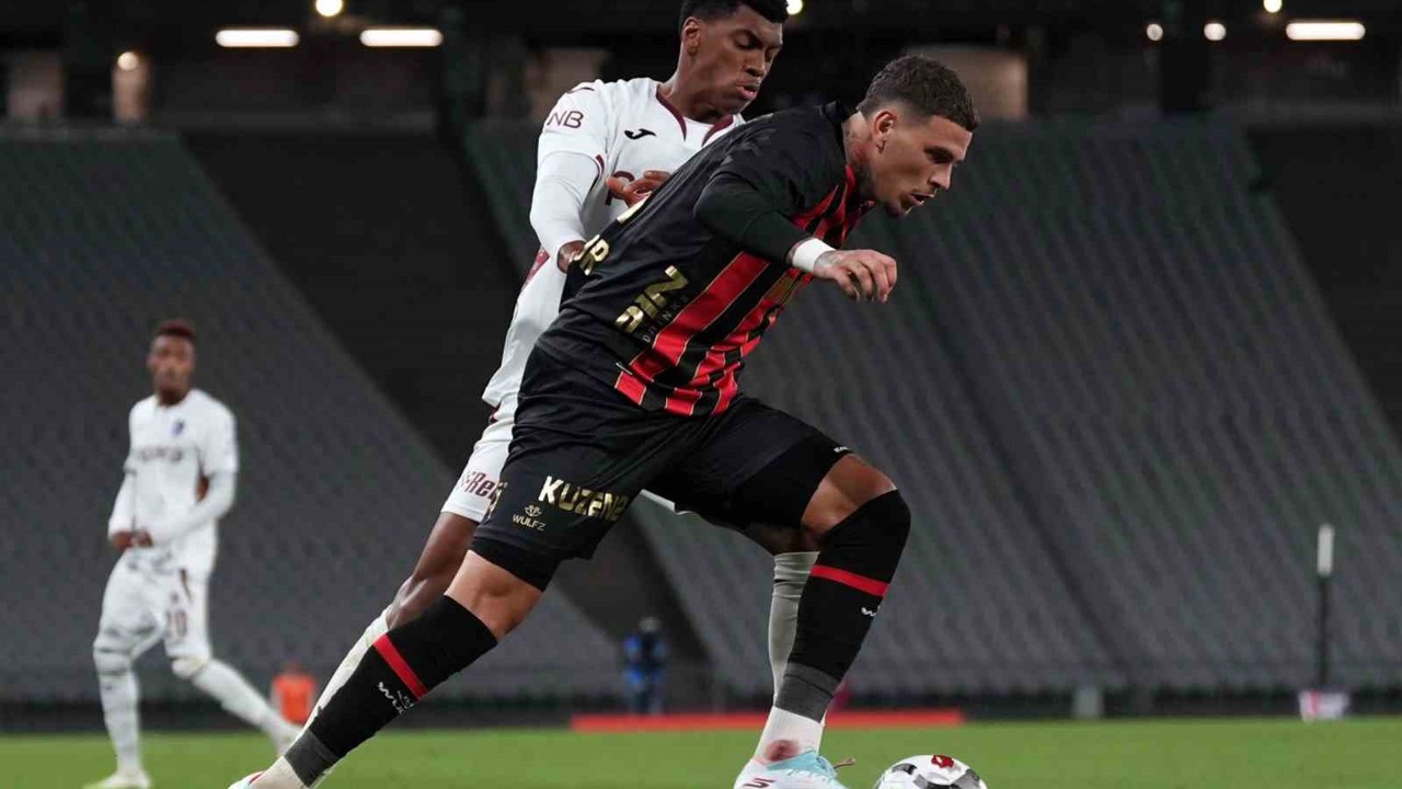 Trendyol Süper Lig: Fatih Karagümrük: 3 - Trabzonspor: 4 (Maç sonucu)
