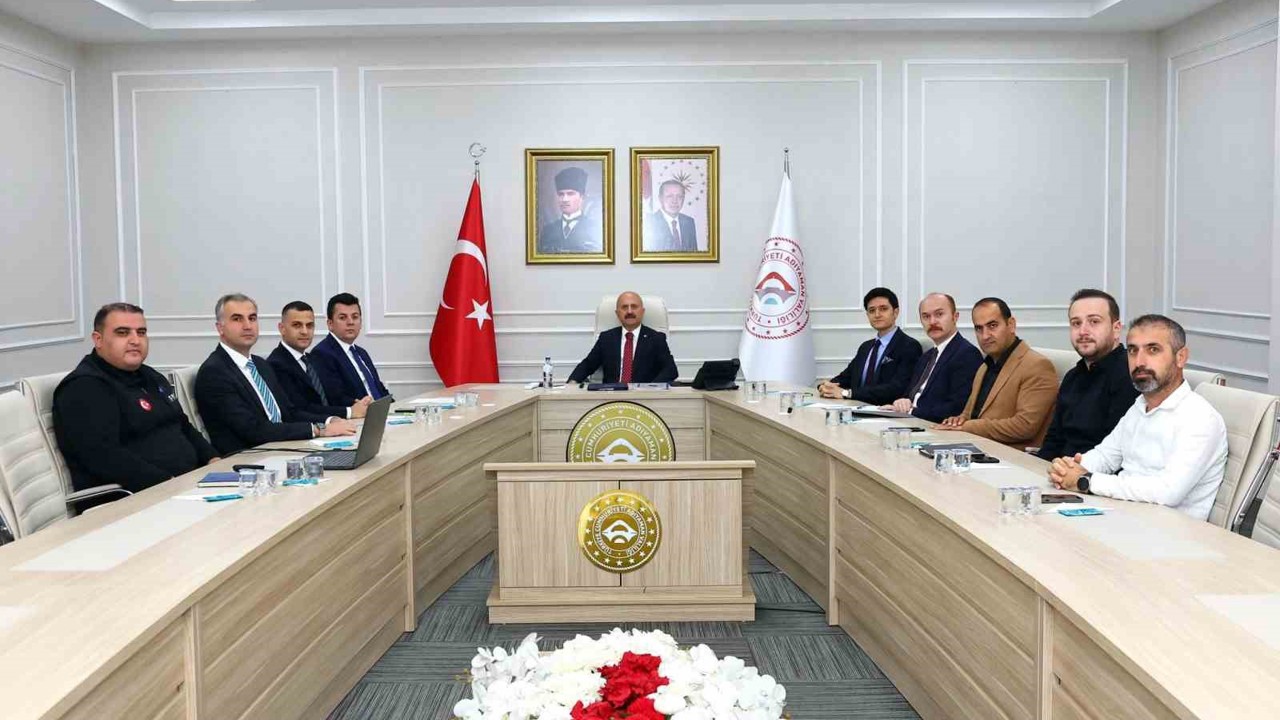 Vali yardımcıları değerlendirme toplantısı yapıldı
