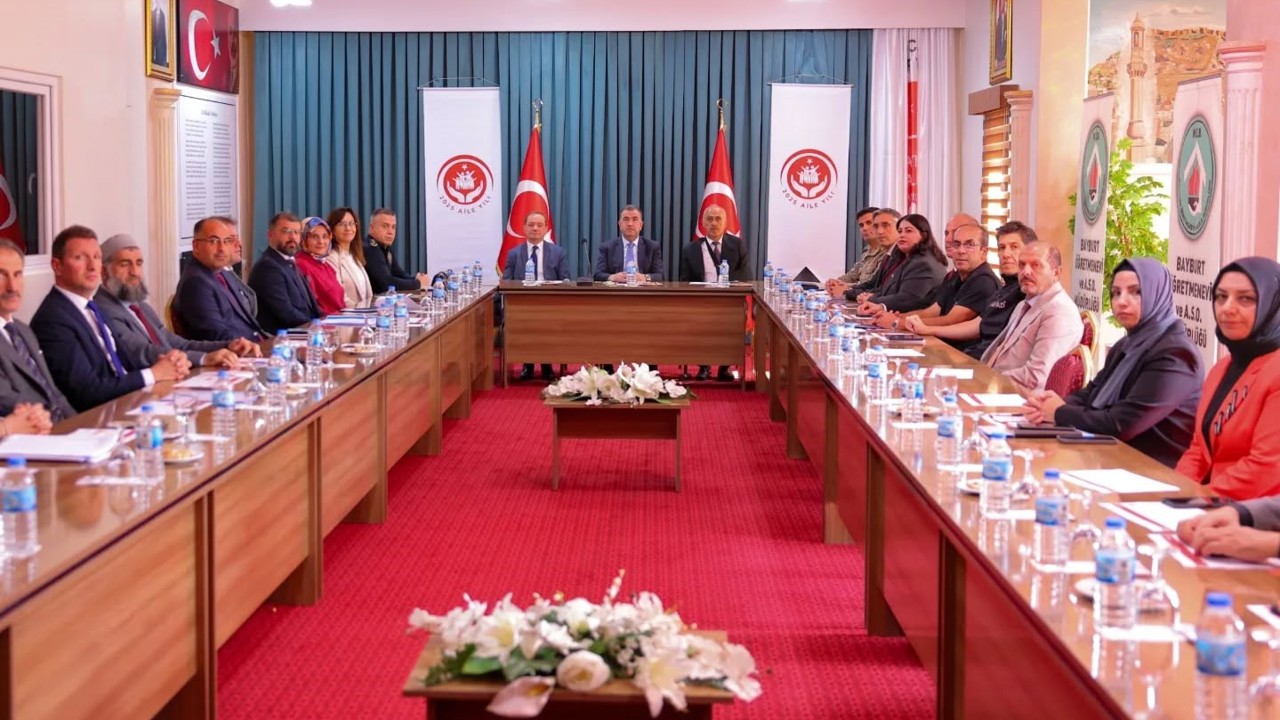 Bayburt’ta Ailenin Korunması ve Güçlendirilmesi İl Koordinasyon Kurulu Toplantısı gerçekleştirildi
