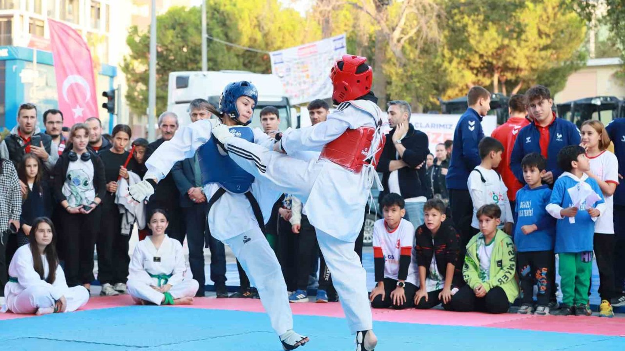 Amatör spor ruhu Denizli’de meydanlara taştı
